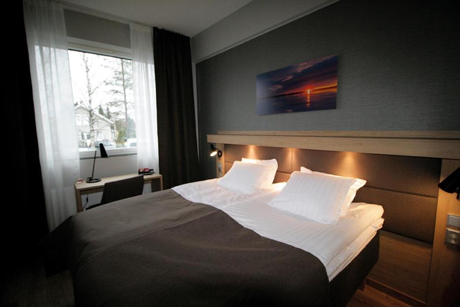 Hotelli Toivola เกมี ภายนอก รูปภาพ